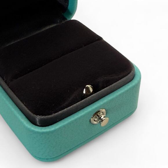 Tiffany & Co. Blue Leather Empty Ring Box Gift Suede Drawstring Bag - Picture 8 of 10